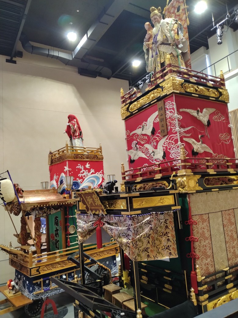 山車大階段