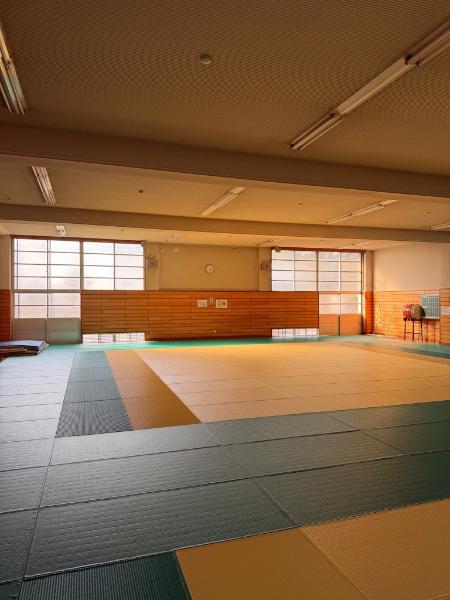 若泉運動公園武道館柔道場
