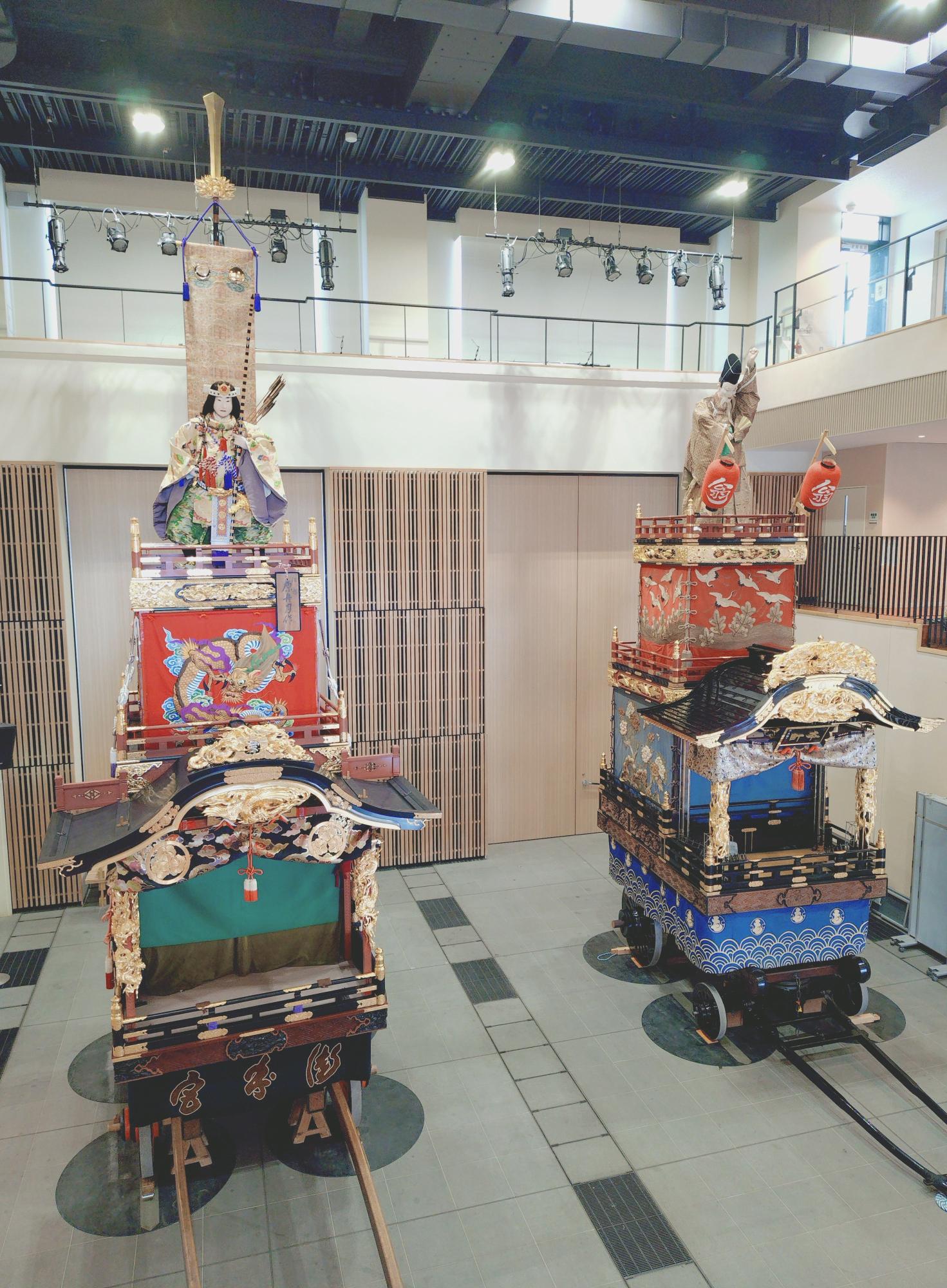 2階正面より