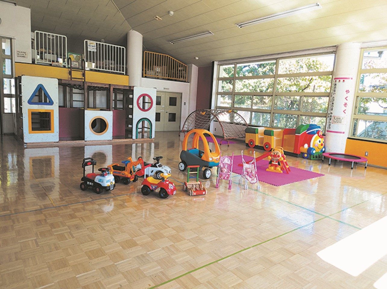 日の出児童センターの室内写真