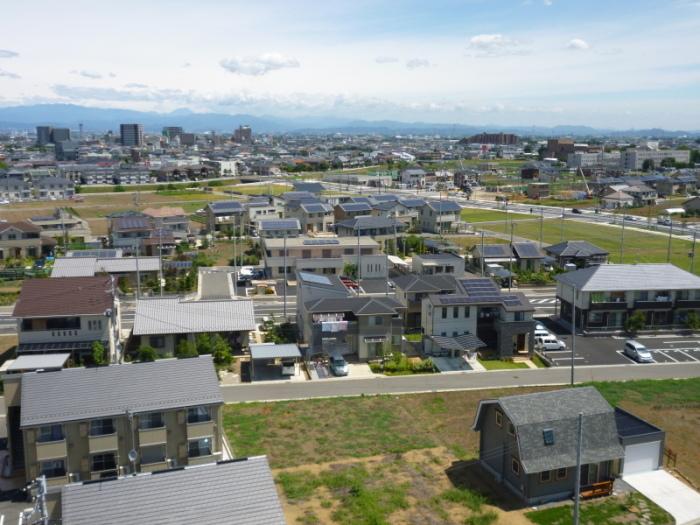本庄早稲田の町並みを高所から撮った写真