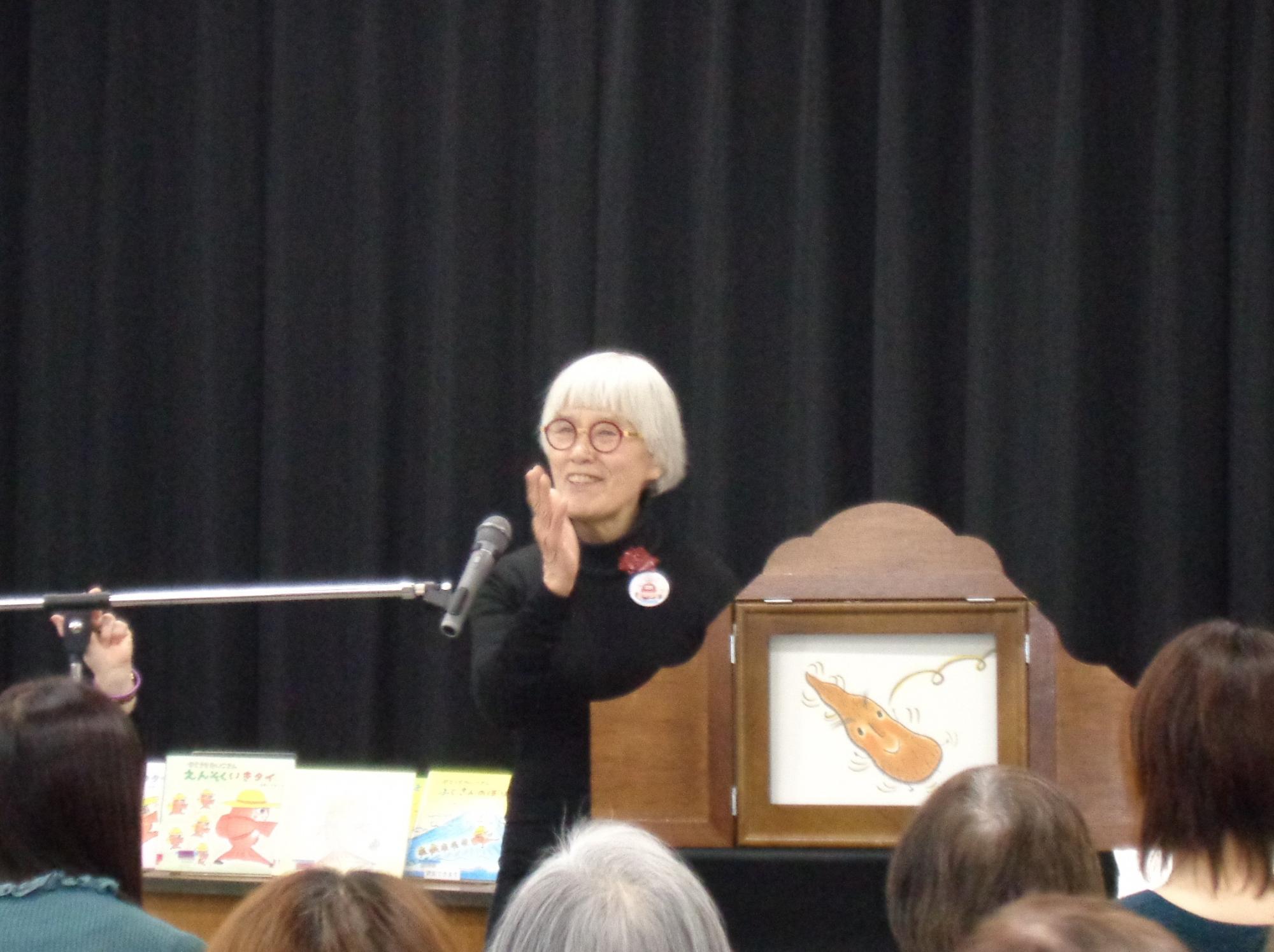 長野ヒデ子講演会「絵本と紙芝居のちがいとふしぎ！」