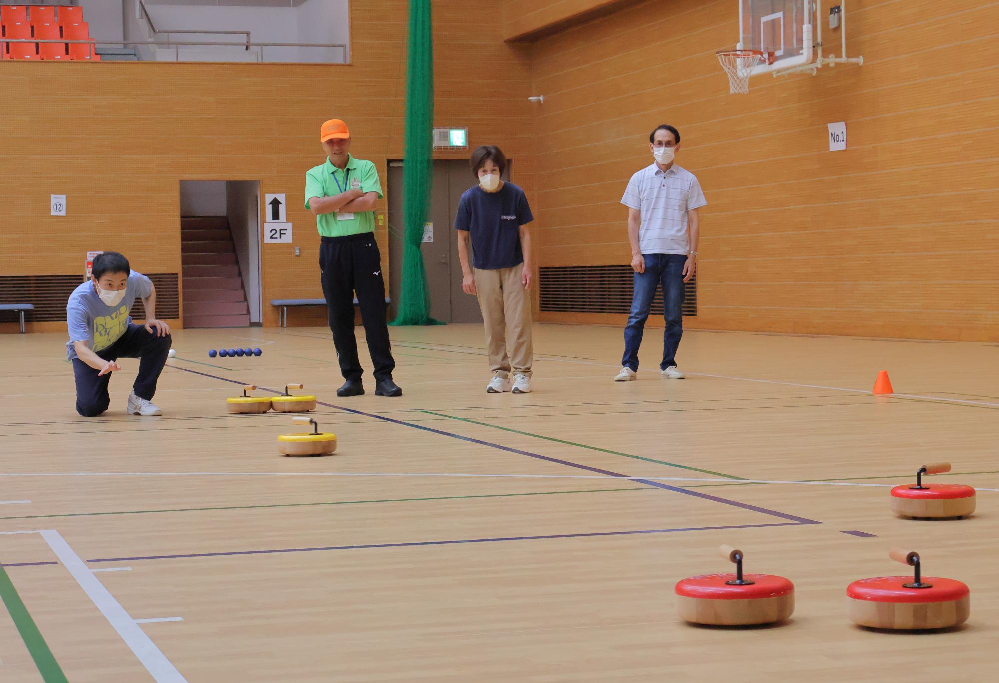 室内カーリング