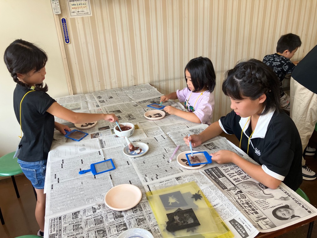 絵皿作り（北泉公民館）