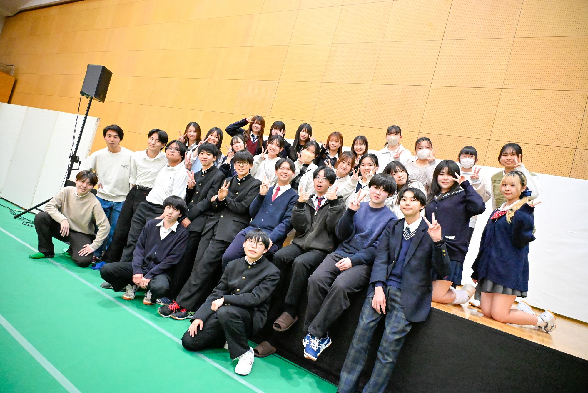 本庄市高校生プロジェクト「七高祭」合同文化祭での集合写真